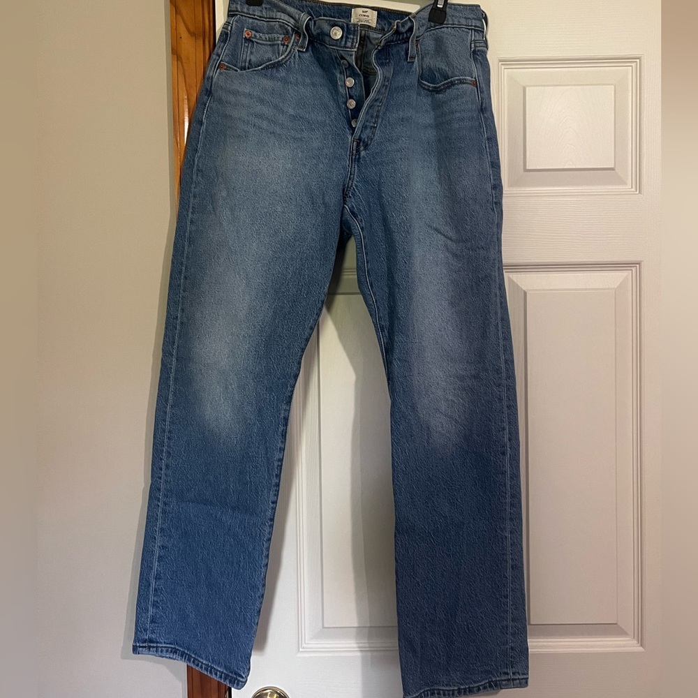 Levi's 501 Curve Jeans in Medium Blue Wash